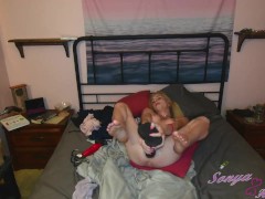 Blonde Bimbo Cam Clip