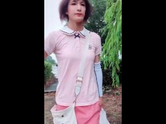 Boy’s pees in diaper and masturbates♡