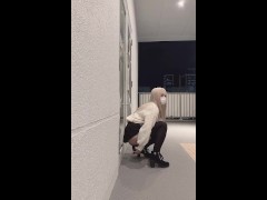 お外でディルドオナニーする男の娘