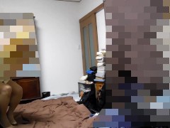 ベッドの横で女装した私のパンスト脚を見てjapanese cossdresser