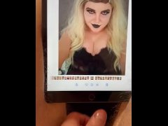 Jerk off to my content