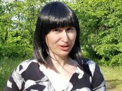 Trans girl in nature shows pussy