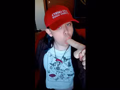 Trans MAGA Bro wants your cock owo