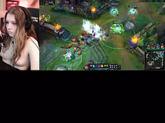 cute trans gamer girl plays league of legends nakeddd! so prettyyy