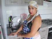 que rica esta mi sirvienta- porno en español
