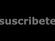 Masturbates under blankets – Se masturba bajo las cobijas